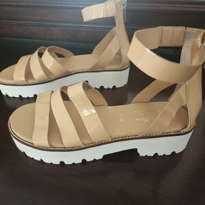 Ankle sandles-taupe NWOT